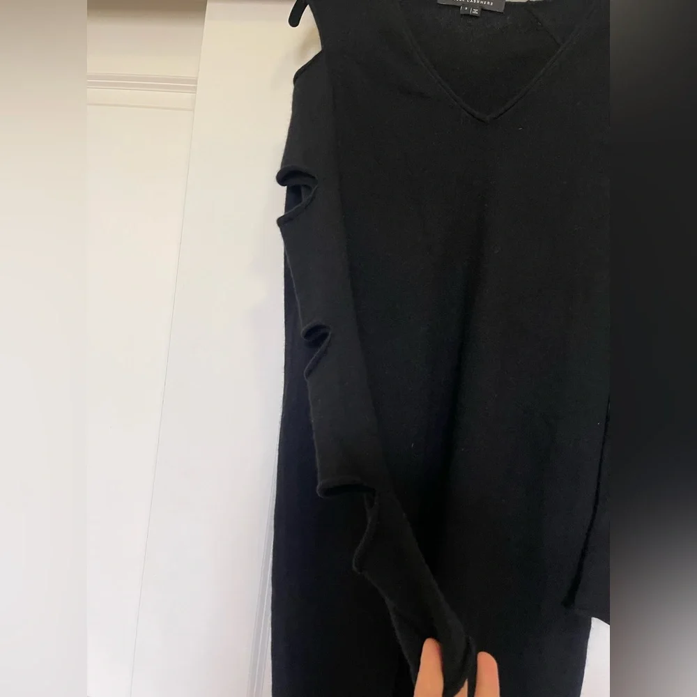 Skull Cashmere Black Long Sleeve - Picture 2 of 5